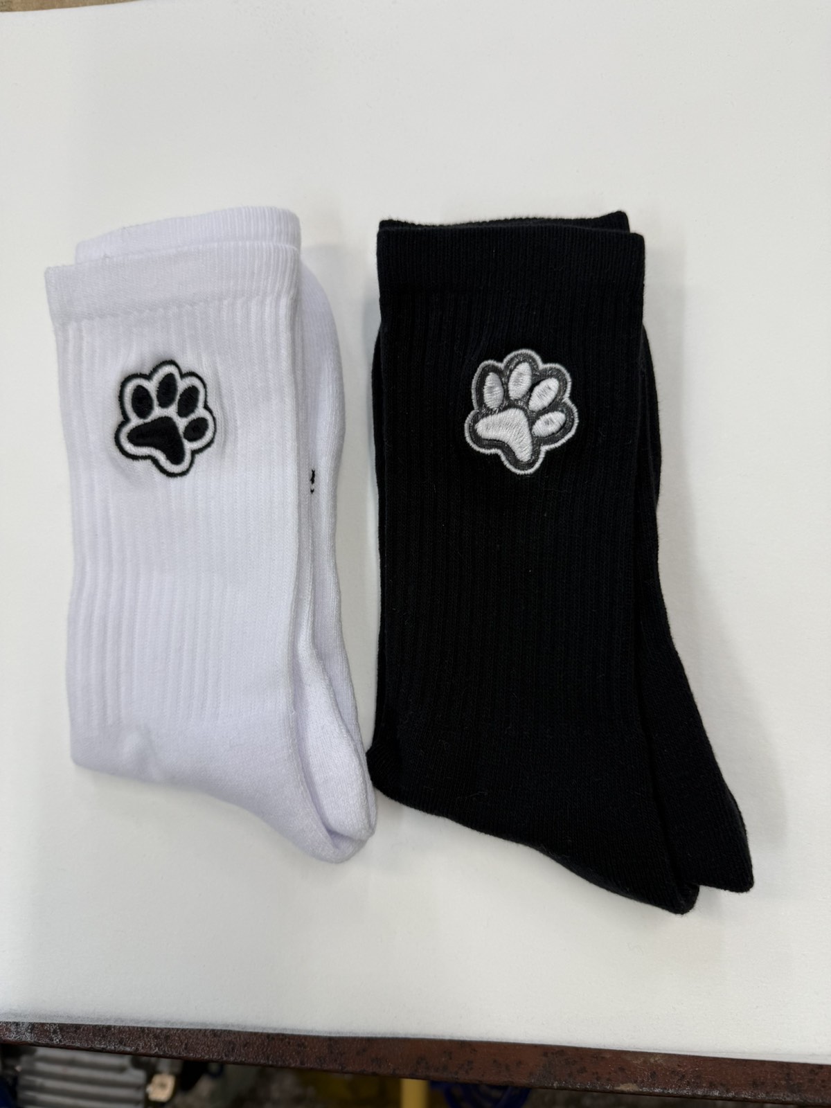 Purina hímzett zokni