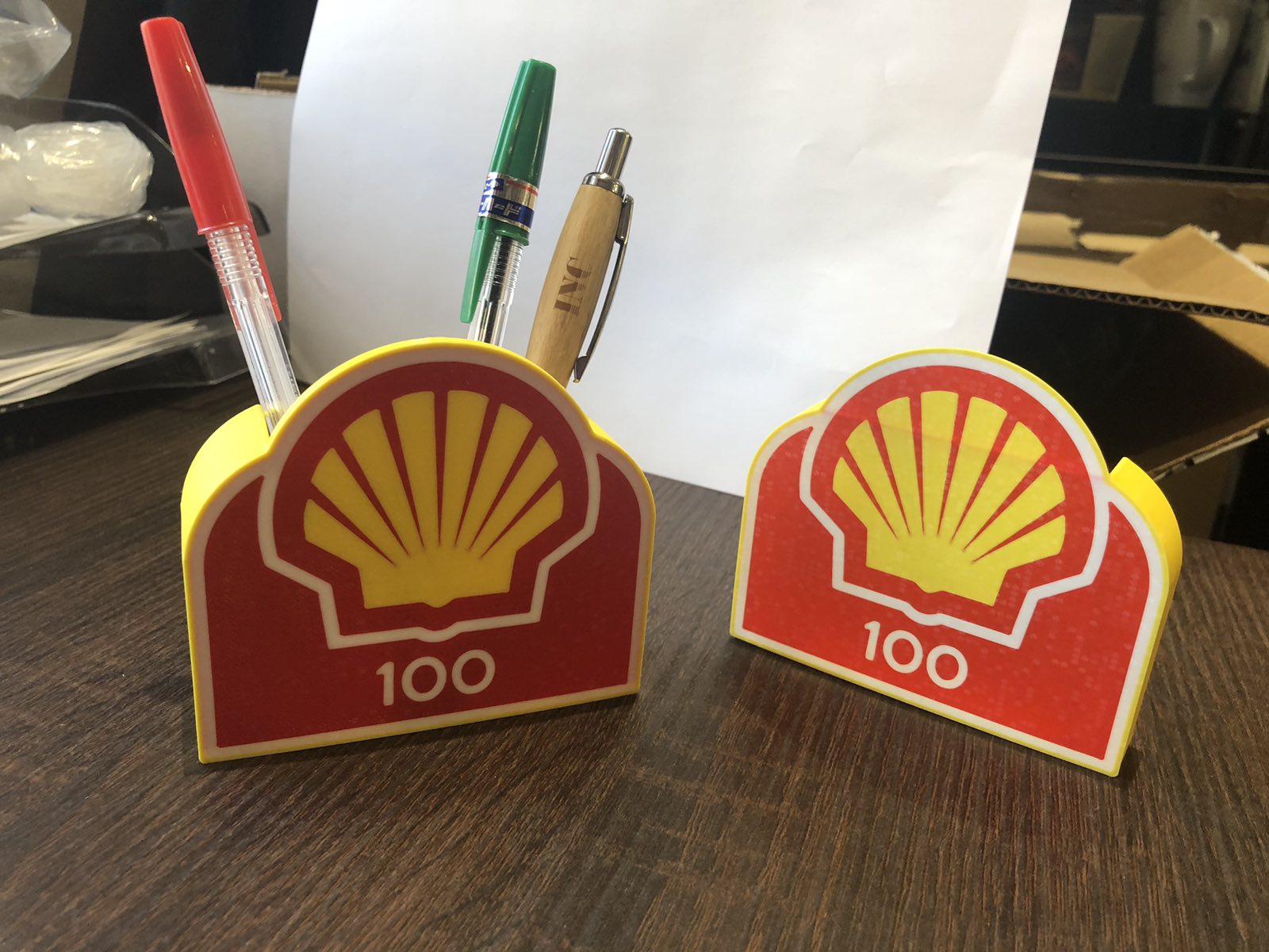Shell egyedi tolltartó